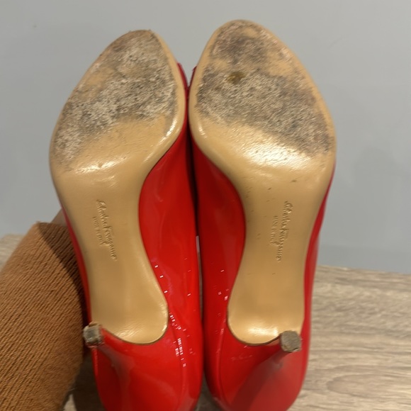 Pre-Owned Salvatore Ferragamo Red Peep Toe Heels - Picture 4 of 9